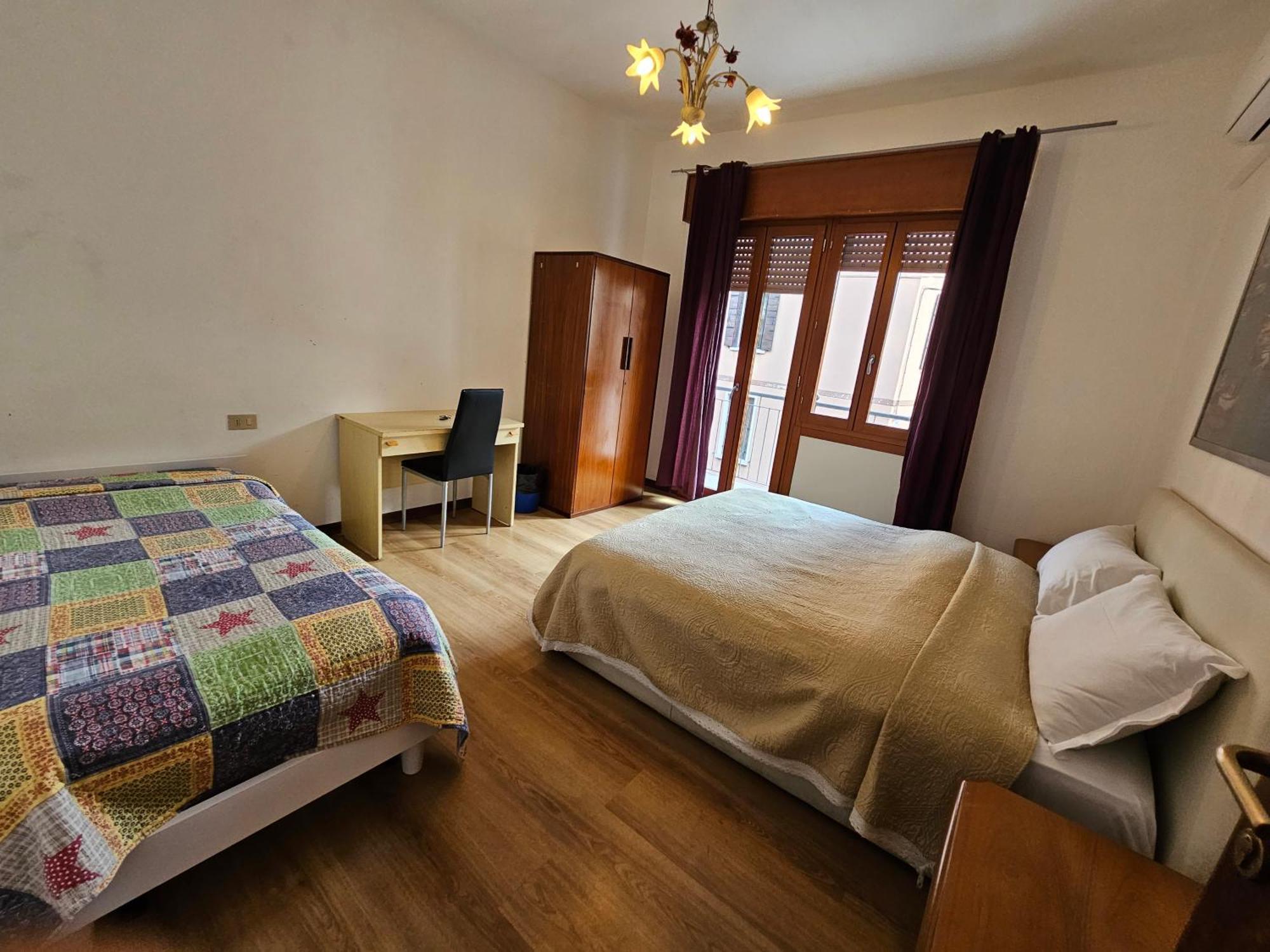 The Caponi Bros Bed & Breakfast 2*
