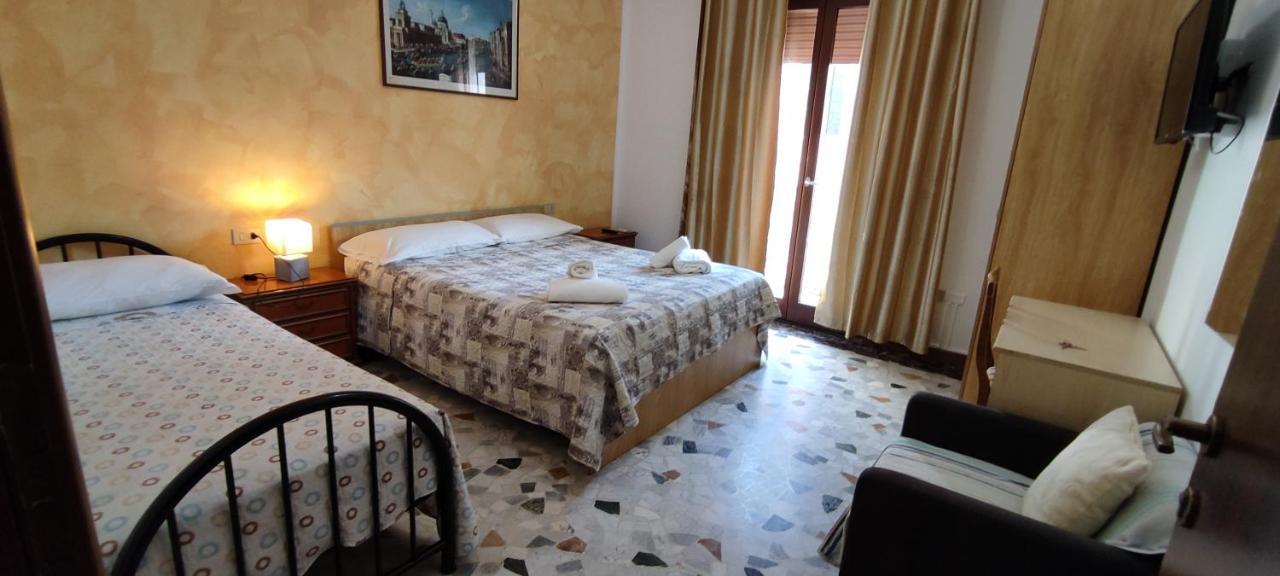 The Caponi Bros Bed & Breakfast Mestre