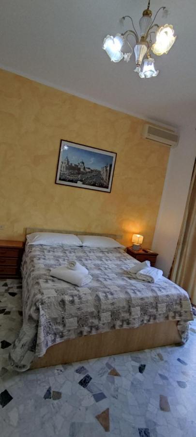 The Caponi Bros Bed & Breakfast Mestre
