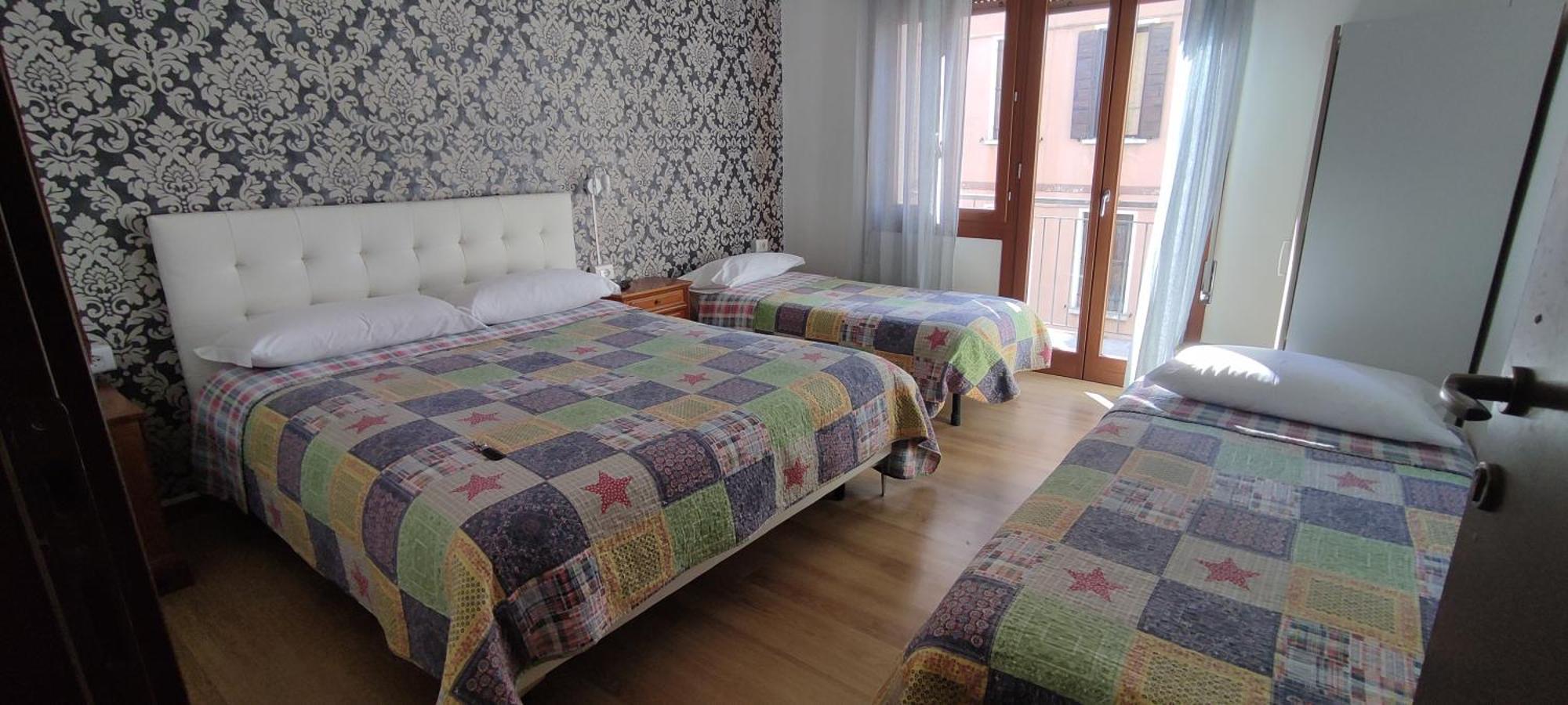 The Caponi Bros Bed & Breakfast 2*