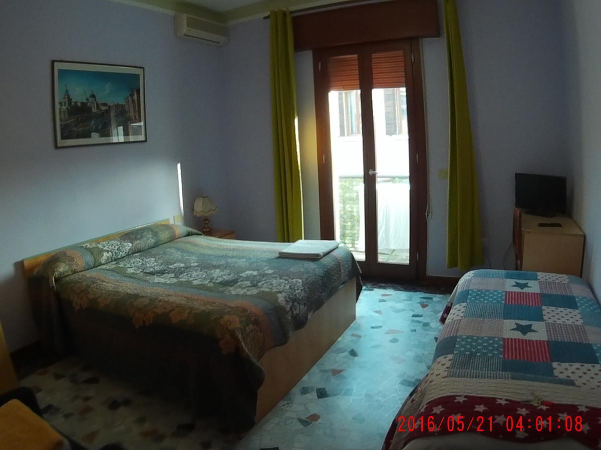 The Caponi Bros Bed & Breakfast Mestre